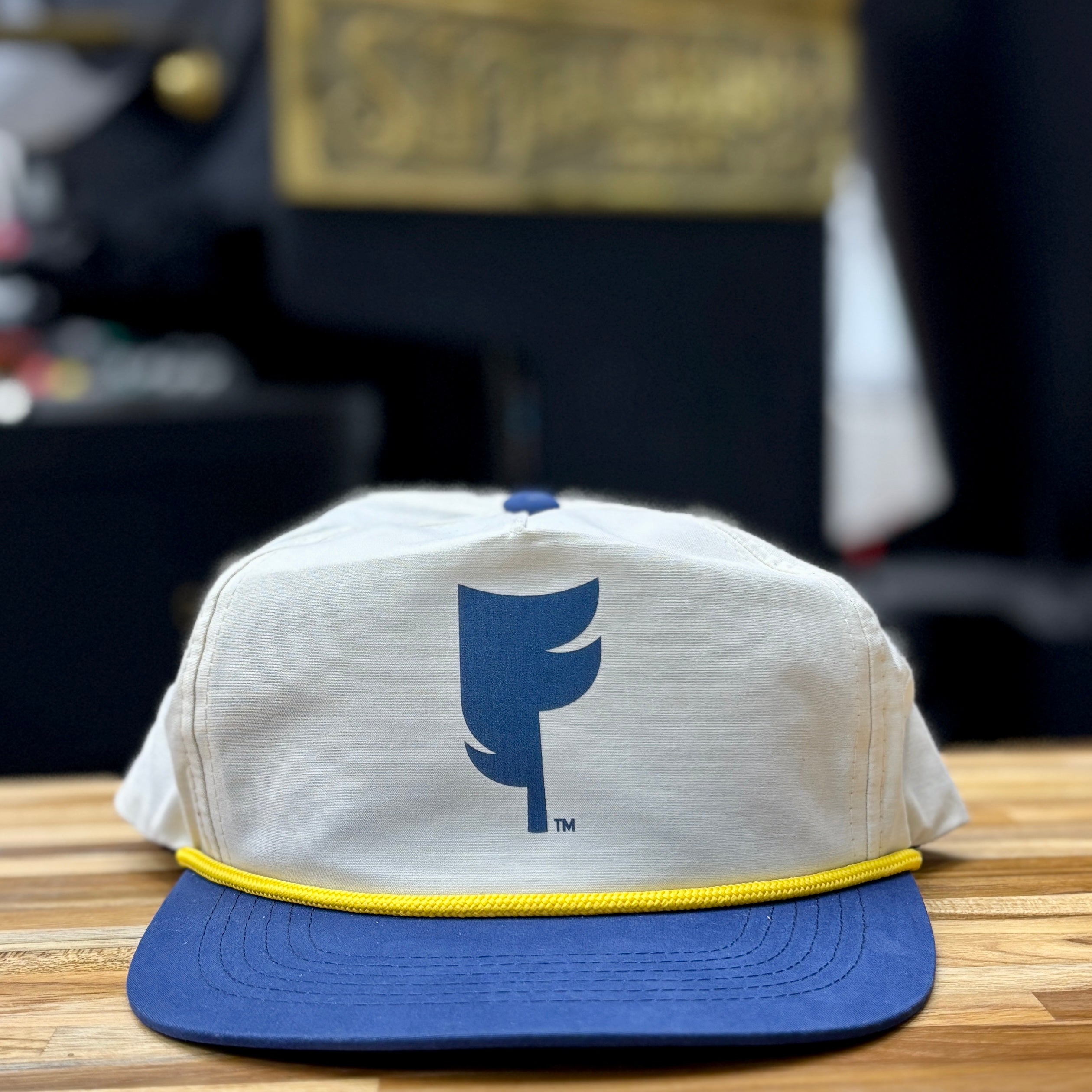 FreeBird Hat -Signature Feather Cap